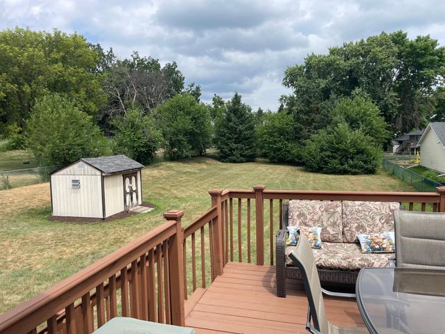 8946 72nd Street S, Cottage Grove, MN 55016