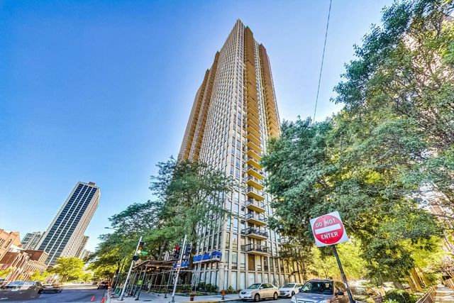 1660 N La Salle Drive 1108, Chicago, IL 60614