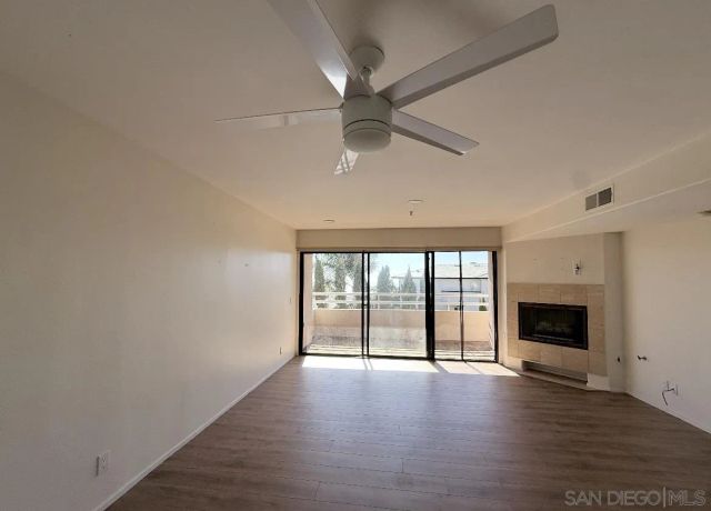 5726 La Jolla Blvd 207, La Jolla, CA 92037