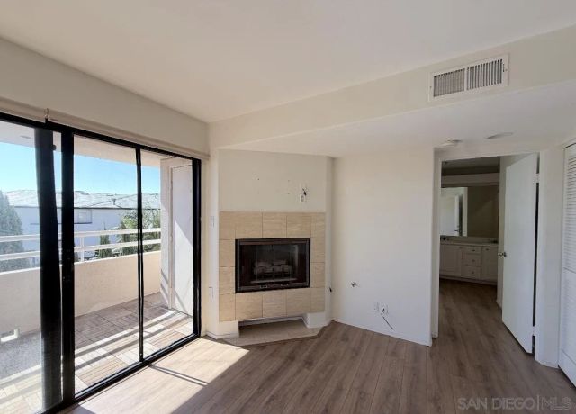 5726 La Jolla Blvd 207, La Jolla, CA 92037