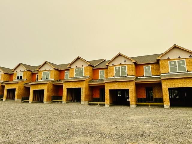 21 Elise Avenue Lot 86, Londonderry, NH 03053