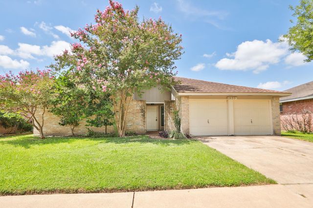 7319 Dew Mist Lane, Houston, TX 77095