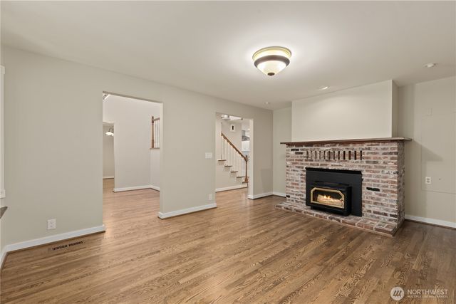 3500 NE 162nd Street, Lake Forest Park, WA 98155