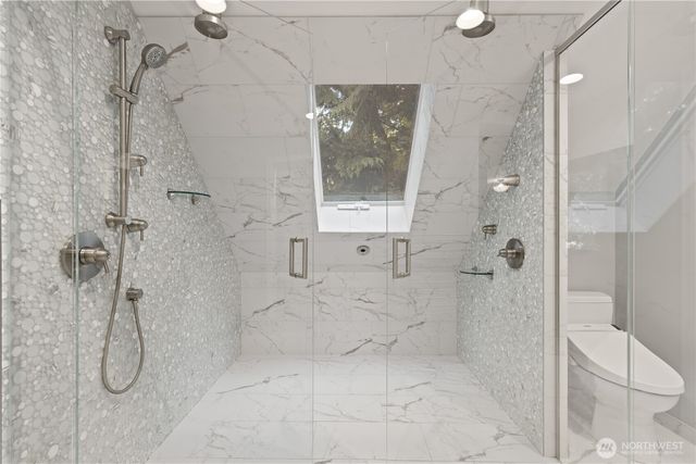 3500 NE 162nd Street, Lake Forest Park, WA 98155
