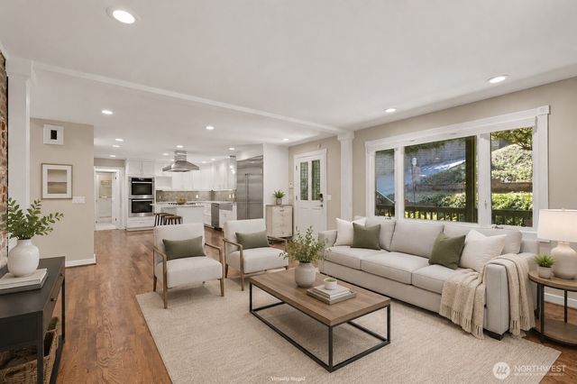 3500 NE 162nd Street, Lake Forest Park, WA 98155