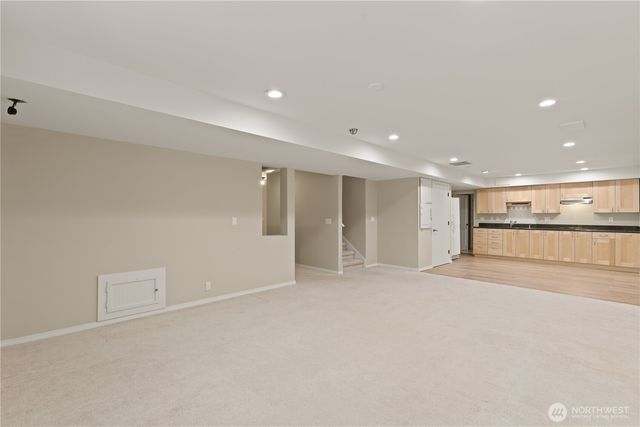 3500 NE 162nd Street, Lake Forest Park, WA 98155
