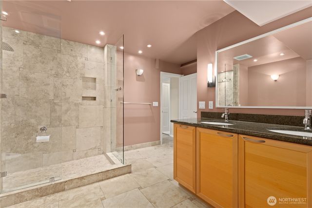 3500 NE 162nd Street, Lake Forest Park, WA 98155