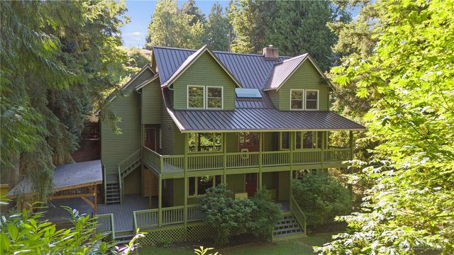 3500 NE 162nd Street, Lake Forest Park, WA 98155
