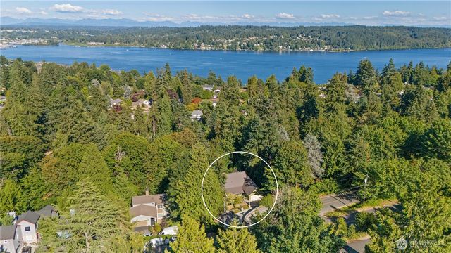 3500 NE 162nd Street, Lake Forest Park, WA 98155