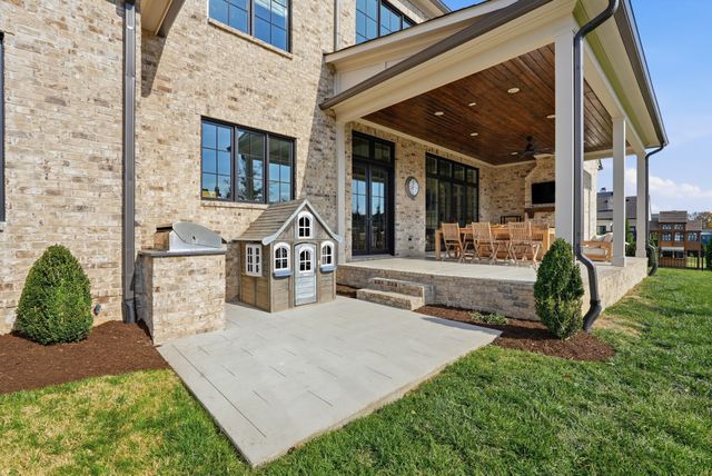 9213 Joiner Creek Rd, College Grove, TN 37046