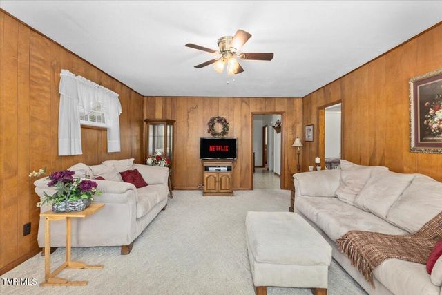 1050 Cooper Street, Kingsport, TN 37665