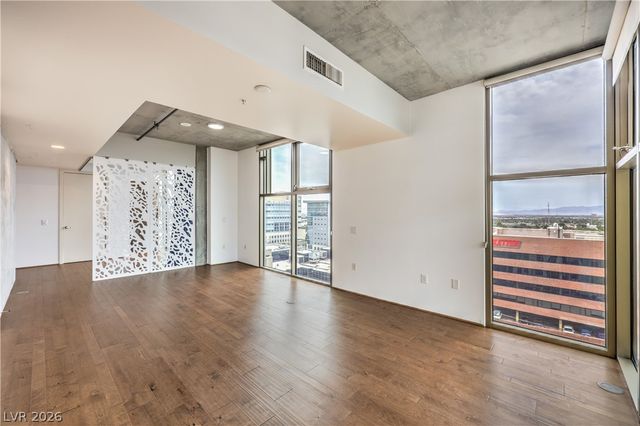 353 East Bonneville Avenue 1104, Las Vegas, NV 89101
