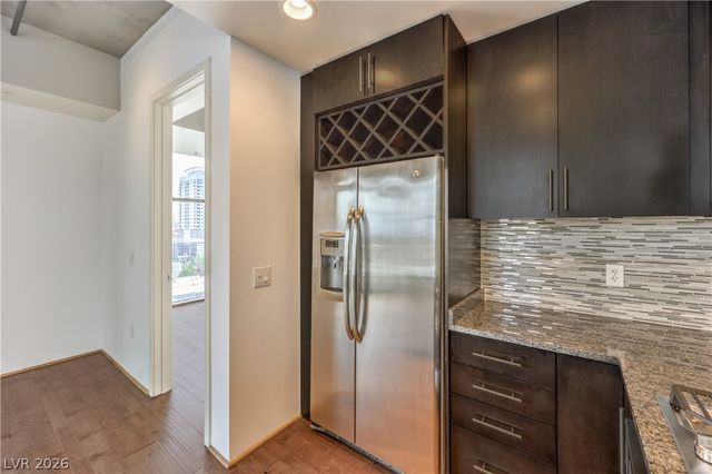 353 East Bonneville Avenue 1104, Las Vegas, NV 89101