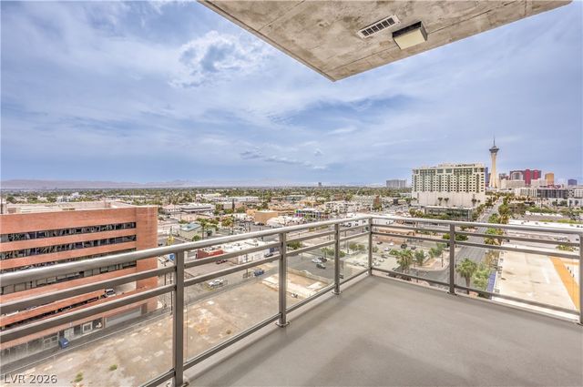 353 East Bonneville Avenue 1104, Las Vegas, NV 89101