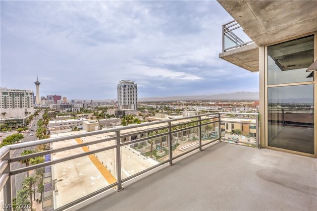 353 East Bonneville Avenue 1104, Las Vegas, NV 89101
