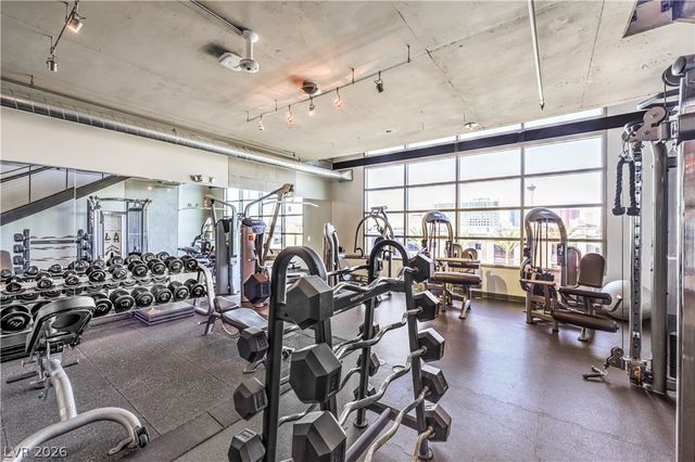 353 East Bonneville Avenue 1104, Las Vegas, NV 89101