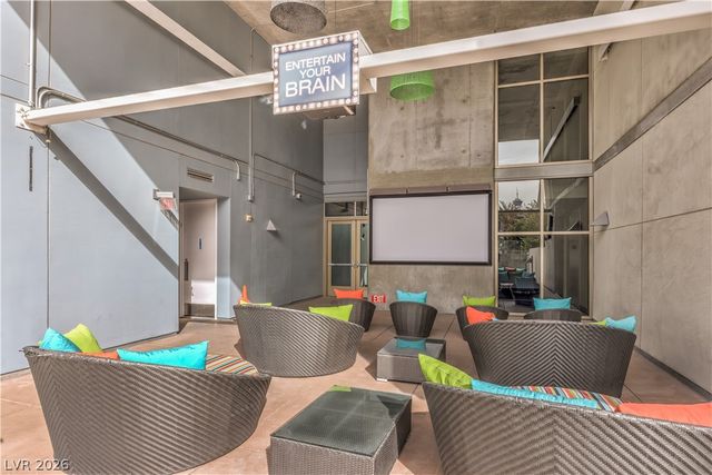 353 East Bonneville Avenue 1104, Las Vegas, NV 89101