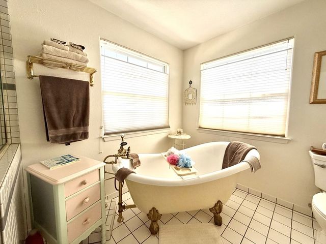30 Flamingo Road, Rockport, TX 78382