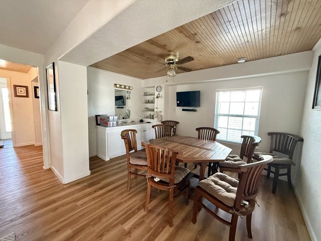 30 Flamingo Road, Rockport, TX 78382
