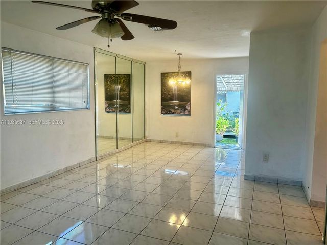 2230 Jackson St 1W, Hollywood, FL 33020