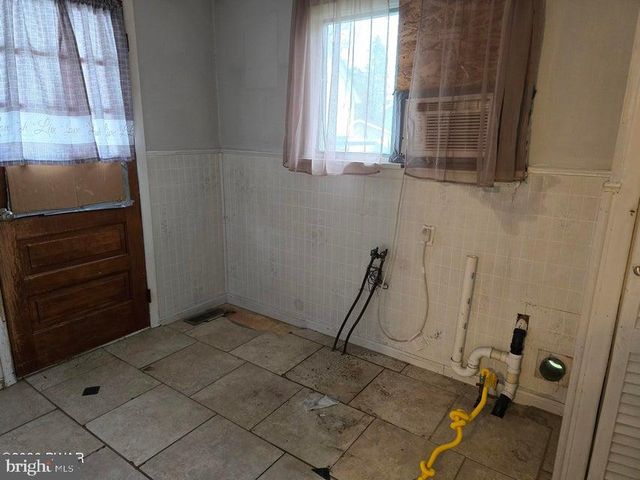 9 GLINKO ST, Scranton, PA 18504