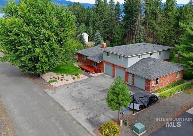 506 Lakeview Drive, Cascade, ID 83611 property photo