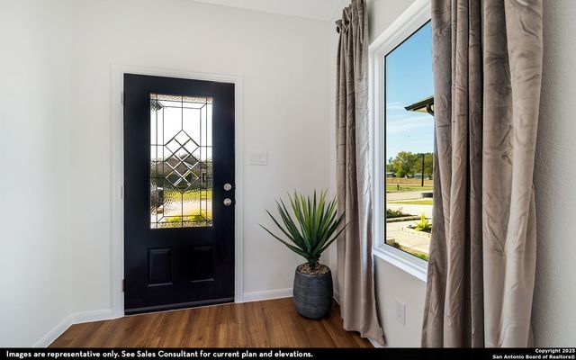 11114 Hollinger Circle, Converse, TX 78109