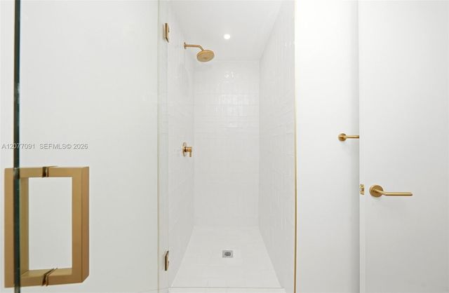 90 NE 32nd 411, Miami, FL 33137