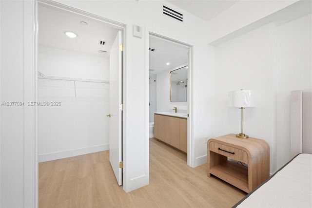 90 NE 32nd 411, Miami, FL 33137