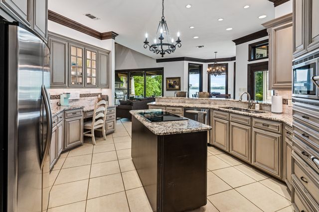 3637 County Road 4804, Athens, TX 75752
