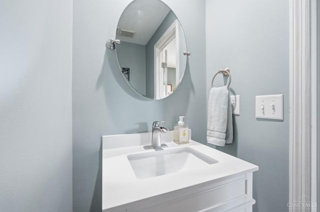 8924 Steeplechase, West Chester, OH 45069