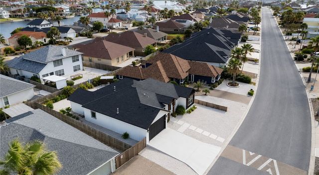 13849 Hawksnest Bay Dr, Corpus Christi, TX 78418