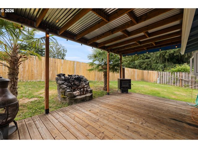 1128 Se FIR GROVE Loop, Hillsboro, OR 97123