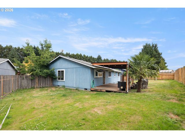 1128 Se FIR GROVE Loop, Hillsboro, OR 97123