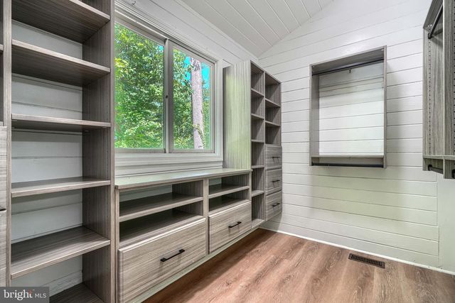 9500 POWDERHORN LN, Parkville, MD 21234