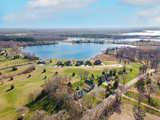 44 Coronado Drive, Jackson, MI 49201