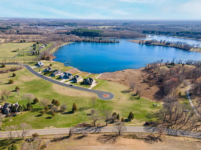 44 Coronado Drive, Jackson, MI 49201