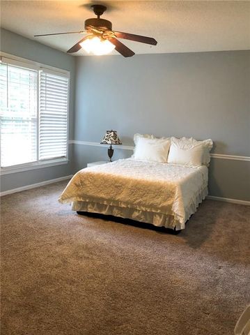 10816 W 115 Terrace, Overland Park, KS 66210