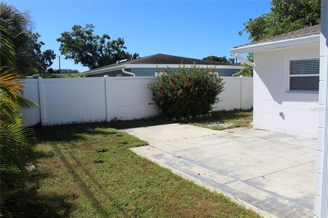 3649 60TH STREET N, St Petersburg, FL 33710