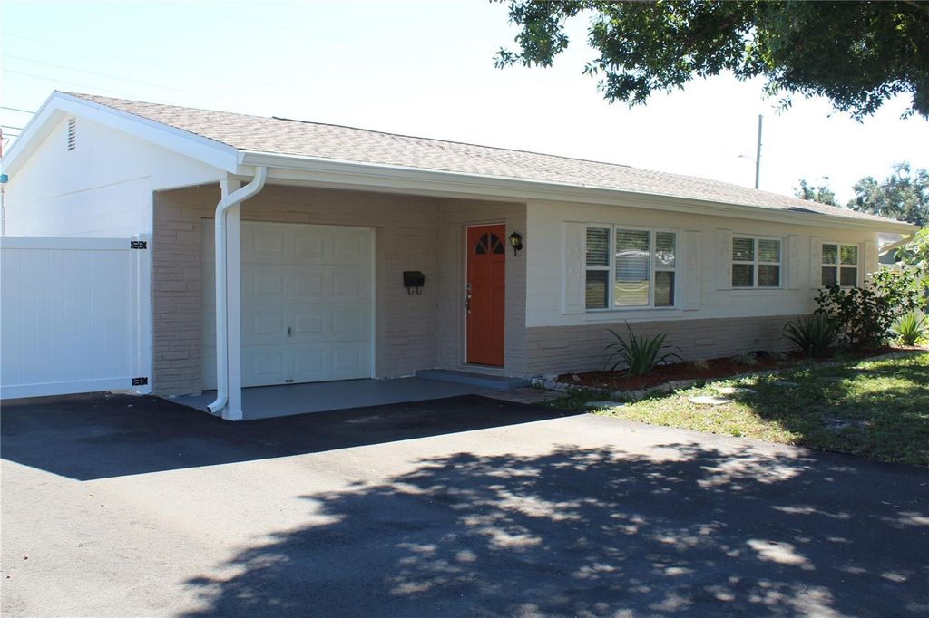 3649 60TH STREET N, St Petersburg, FL 33710