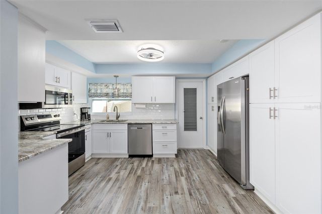 11491 W RIVERHAVEN DRIVE, Homosassa, FL 34448