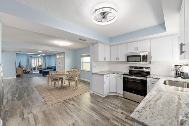 11491 W RIVERHAVEN DRIVE, Homosassa, FL 34448