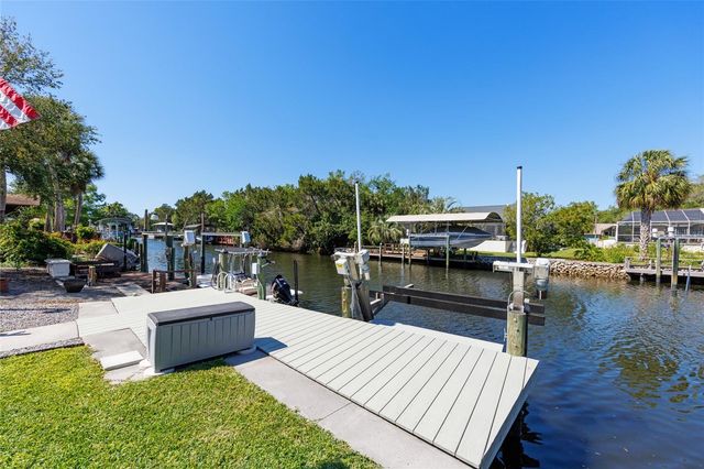 11491 W RIVERHAVEN DRIVE, Homosassa, FL 34448
