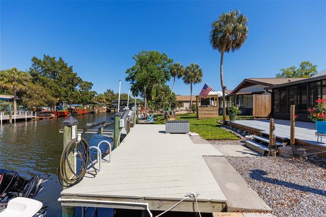 11491 W RIVERHAVEN DRIVE, Homosassa, FL 34448