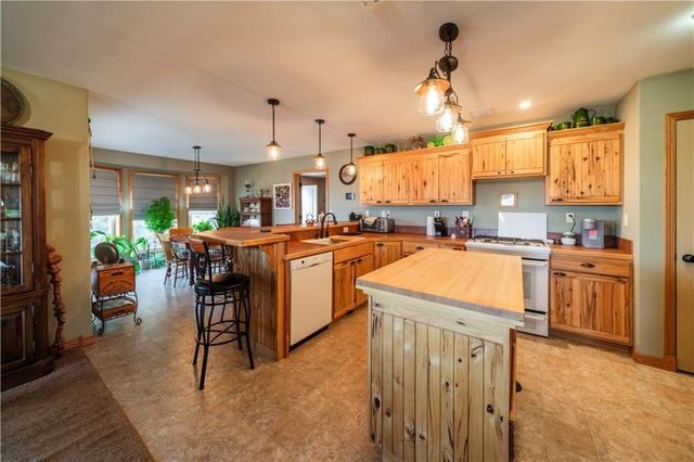 15783 Clay Road, Fredonia, KS 66736