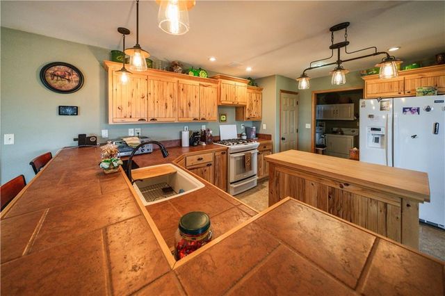 15783 Clay Road, Fredonia, KS 66736