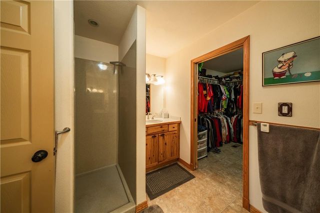 15783 Clay Road, Fredonia, KS 66736