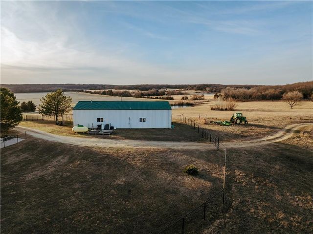 15783 Clay Road, Fredonia, KS 66736