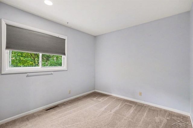 5401 Drake Street, Midland, MI 48640