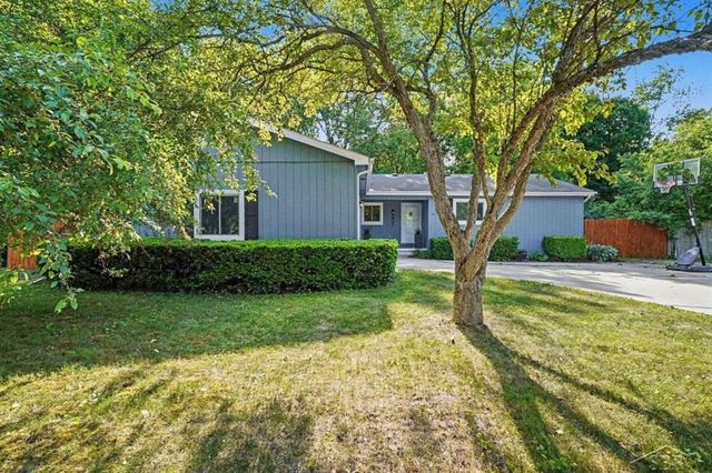 5401 Drake Street, Midland, MI 48640